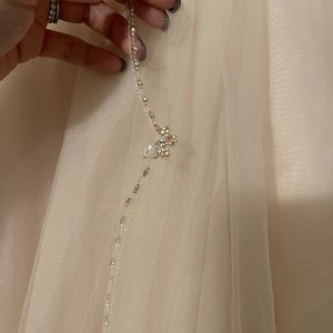 Galina Signature blush veil